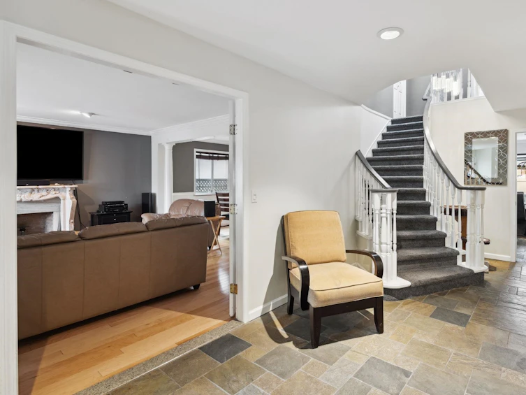 9811 Seaton Court, Richmond, BC, V7A 4B7 - 4