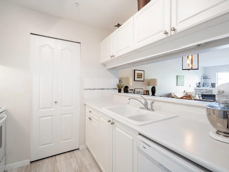 214-1588 Best, Surrey, BC, V4B 4G1 - 15