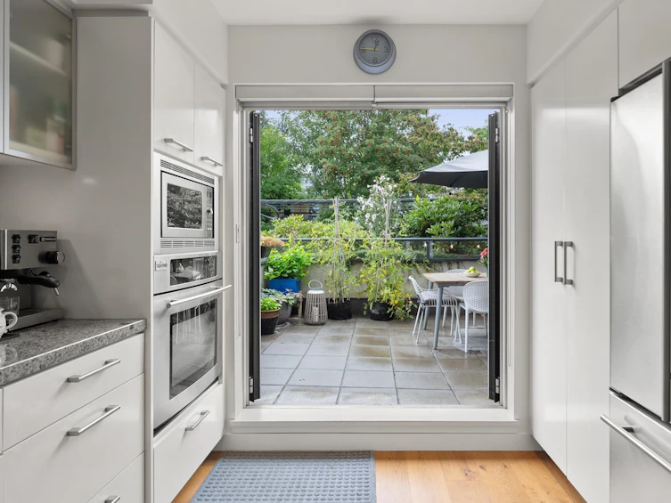 212-1961 Collingwood Street, Vancouver, BC, V6R 3K6 - 13