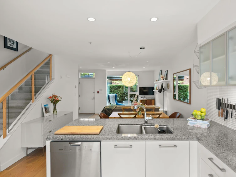 212-1961 Collingwood Street, Vancouver, BC, V6R 3K6 - 15