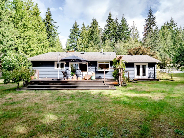 3385 Spruce Road, Roberts Creek, BC, V0N 2W2 - 23
