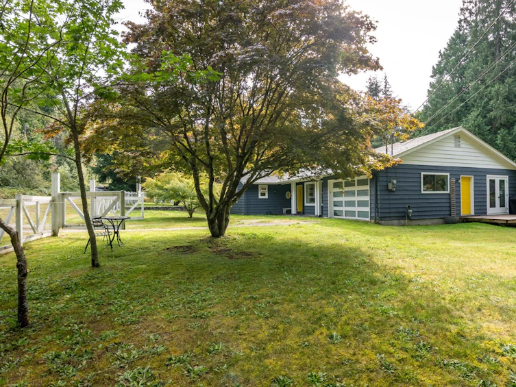 3385 Spruce Road, Roberts Creek, BC, V0N 2W2 - 34