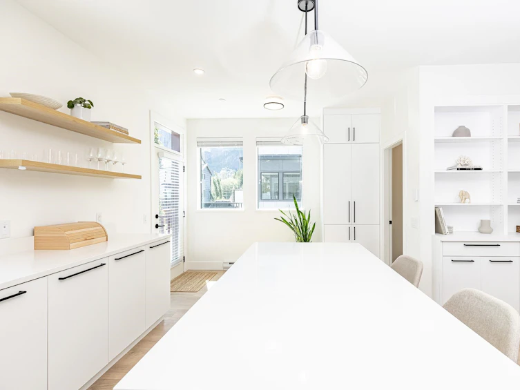 37997 Helm Way, Squamish, BC, V8B 2A1 - 4