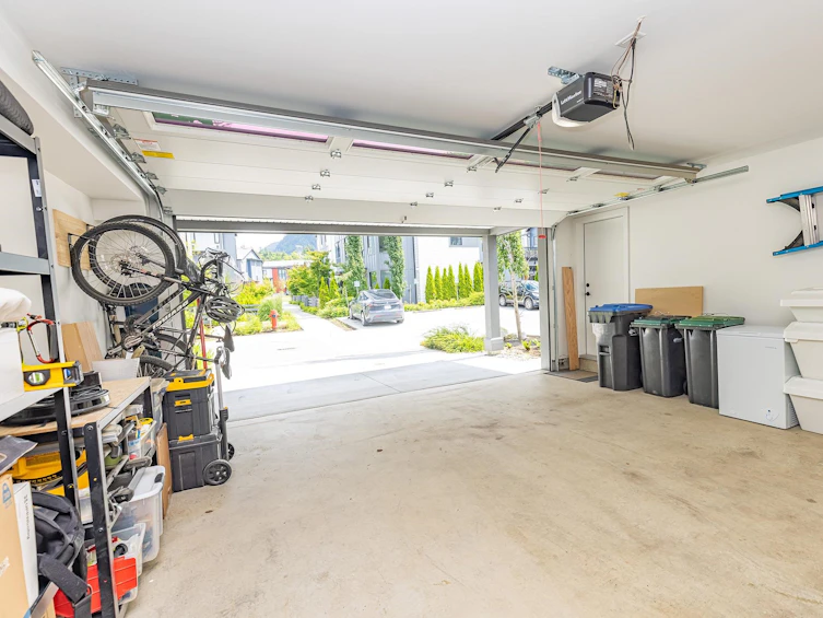 37997 Helm Way, Squamish, BC, V8B 2A1 - 27
