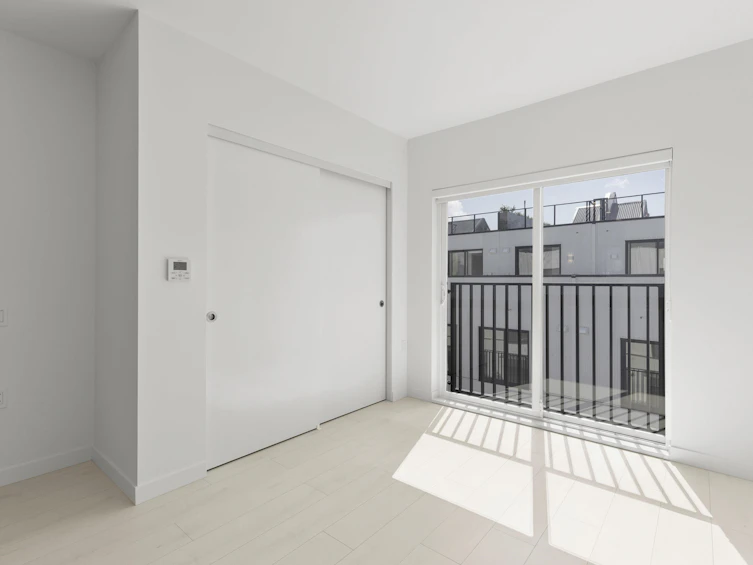 339-1120 East Georgia Street, Vancouver, BC, V6A 1Z3 - 15