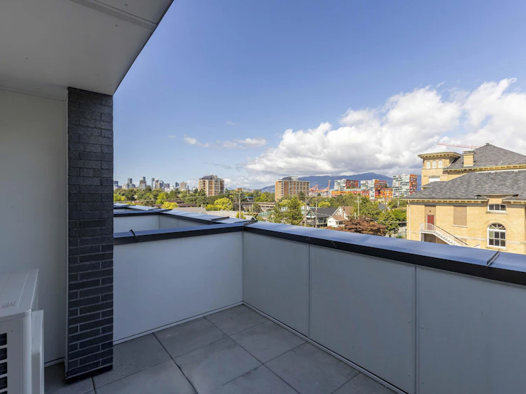 339-1120 East Georgia Street, Vancouver, BC, V6A 1Z3 - 16