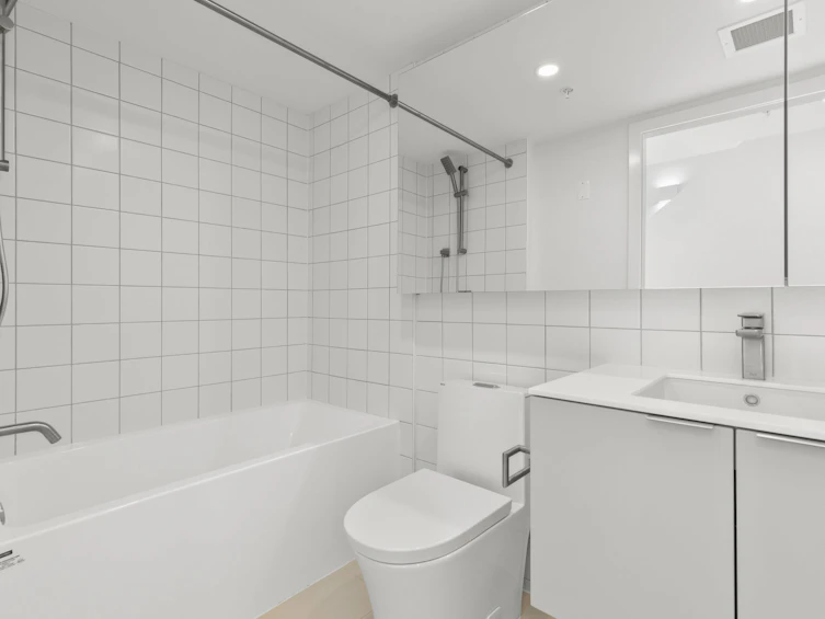 339-1120 East Georgia Street, Vancouver, BC, V6A 1Z3 - 20