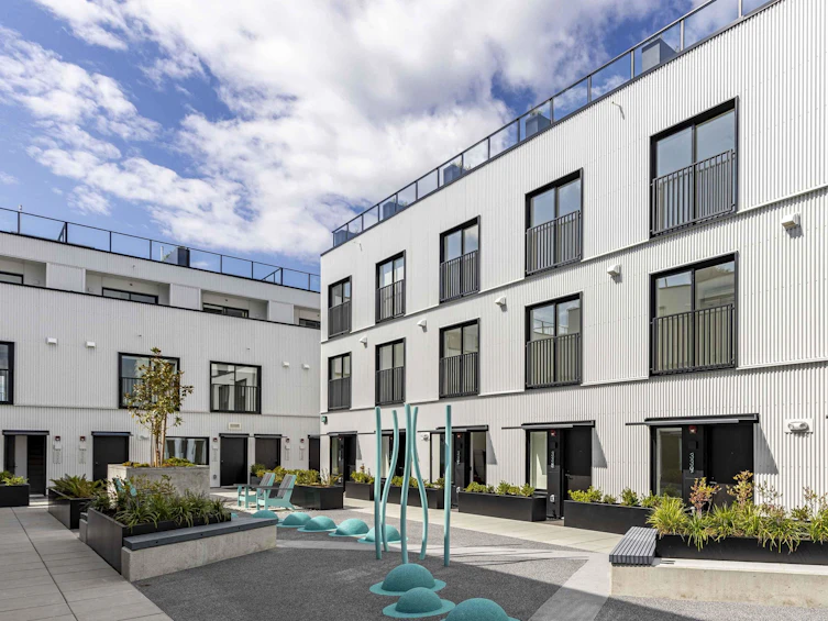 339-1120 East Georgia Street, Vancouver, BC, V6A 1Z3 - 33
