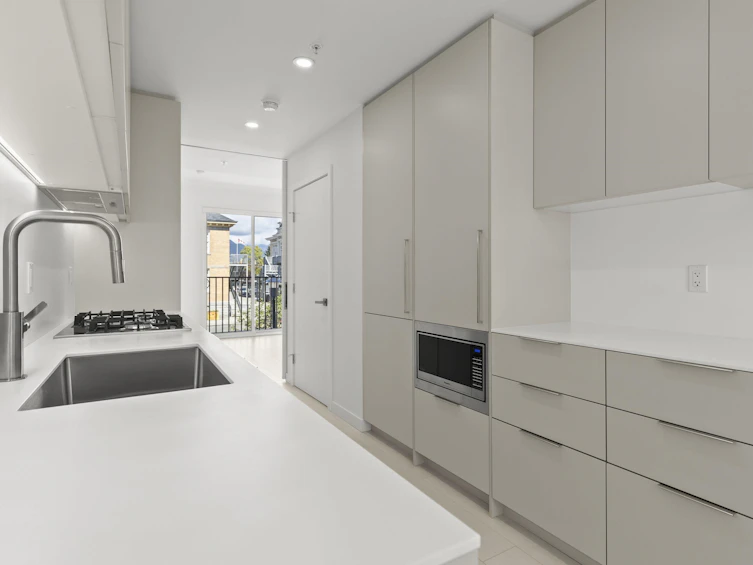 339-1120 East Georgia Street, Vancouver, BC, V6A 1Z3 - 7