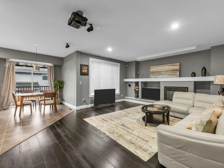 19756 68a Avenue, Langley, BC, V2Y 3H1 - 5