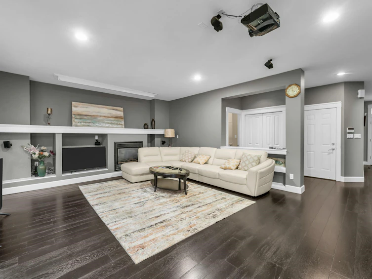 19756 68a Avenue, Langley, BC, V2Y 3H1 - 6