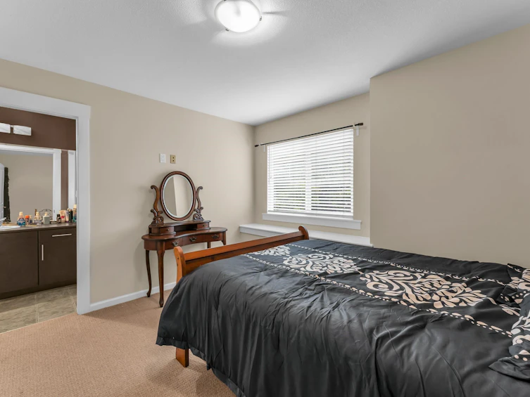 19756 68a Avenue, Langley, BC, V2Y 3H1 - 16