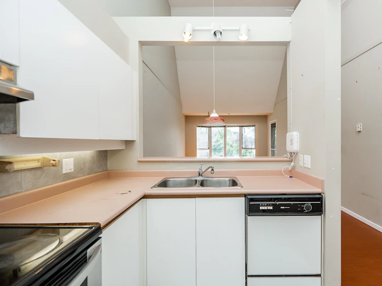 324-8620 Jones Road, Richmond, BC, V6Y 3Z4 - 3