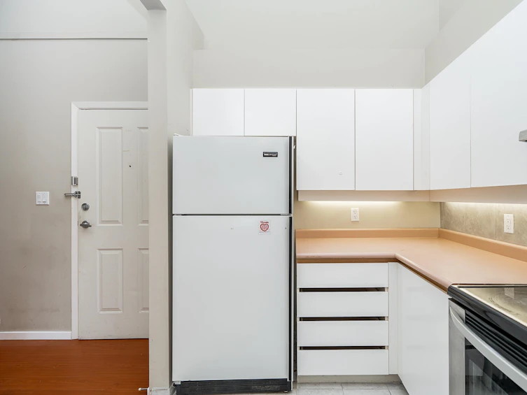 324-8620 Jones Road, Richmond, BC, V6Y 3Z4 - 5