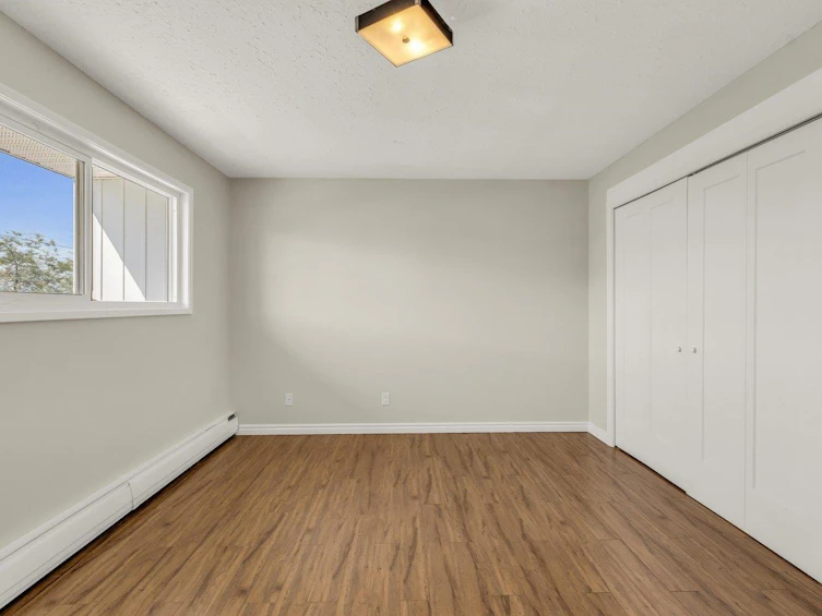211-14881 Marine Drive, Surrey, BC, V4B 1C2 - 3