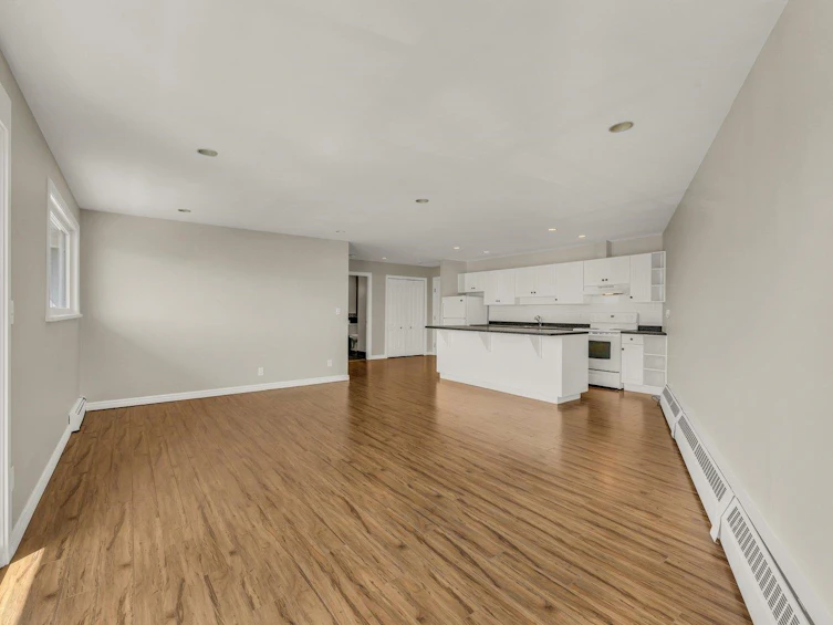 211-14881 Marine Drive, Surrey, BC, V4B 1C2 - 5