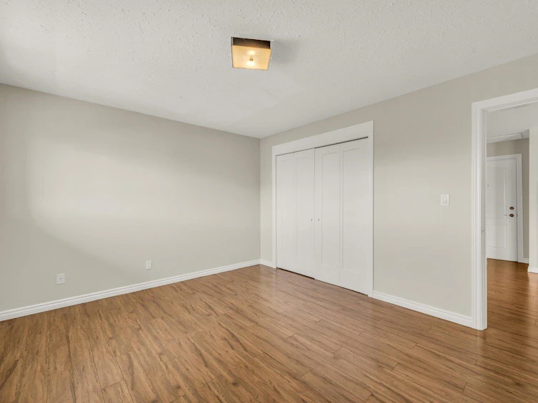 211-14881 Marine Drive, Surrey, BC, V4B 1C2 - 7