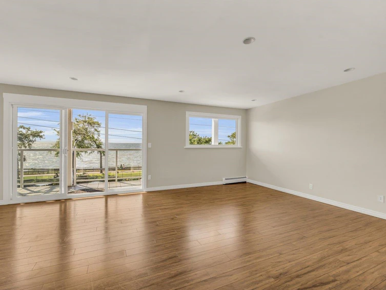 211-14881 Marine Drive, Surrey, BC, V4B 1C2 - 13