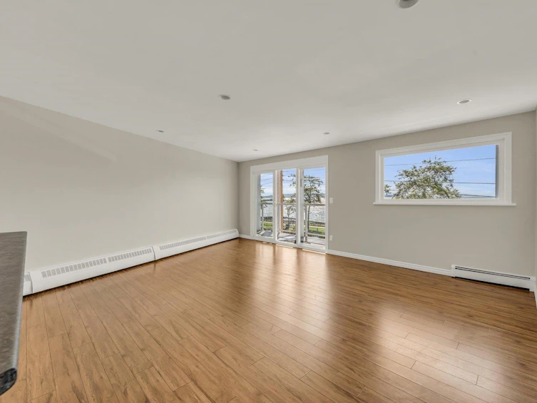 211-14881 Marine Drive, Surrey, BC, V4B 1C2 - 15