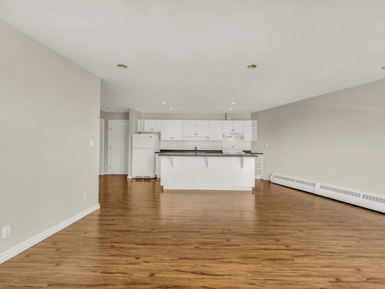 211-14881 Marine Drive, Surrey, BC, V4B 1C2 - 17