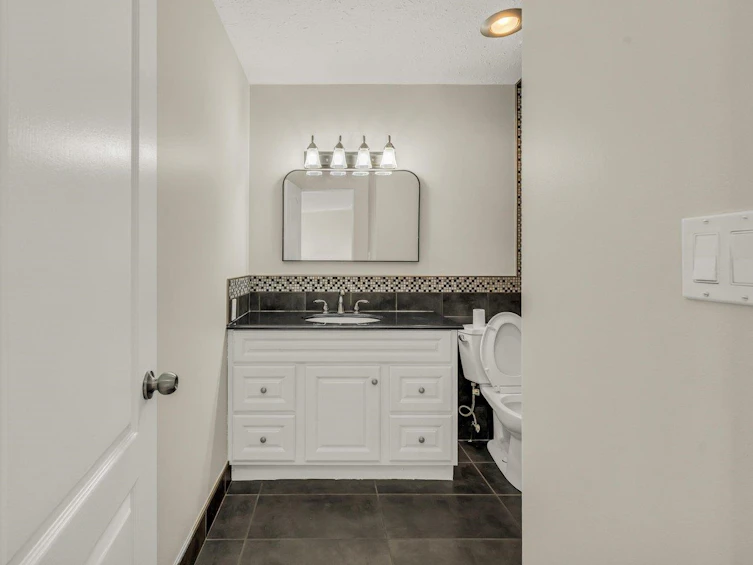 211-14881 Marine Drive, Surrey, BC, V4B 1C2 - 25
