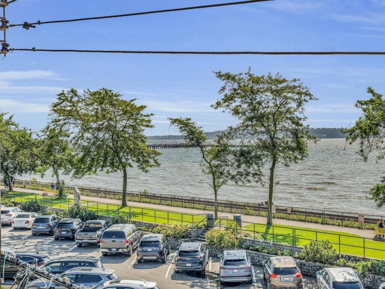 211-14881 Marine Drive, Surrey, BC, V4B 1C2 - 31