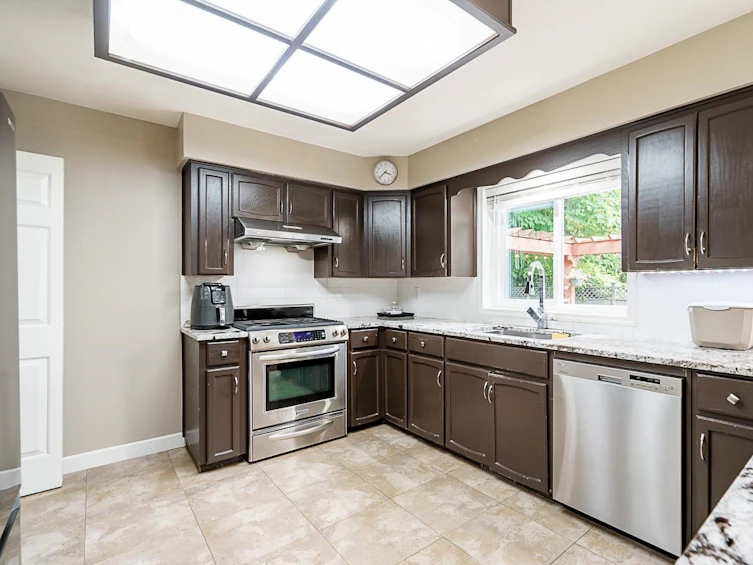 14328 86 Avenue, Surrey, BC, V3W 0N9 - 15