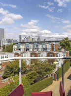 301 1540 Mariner Walk