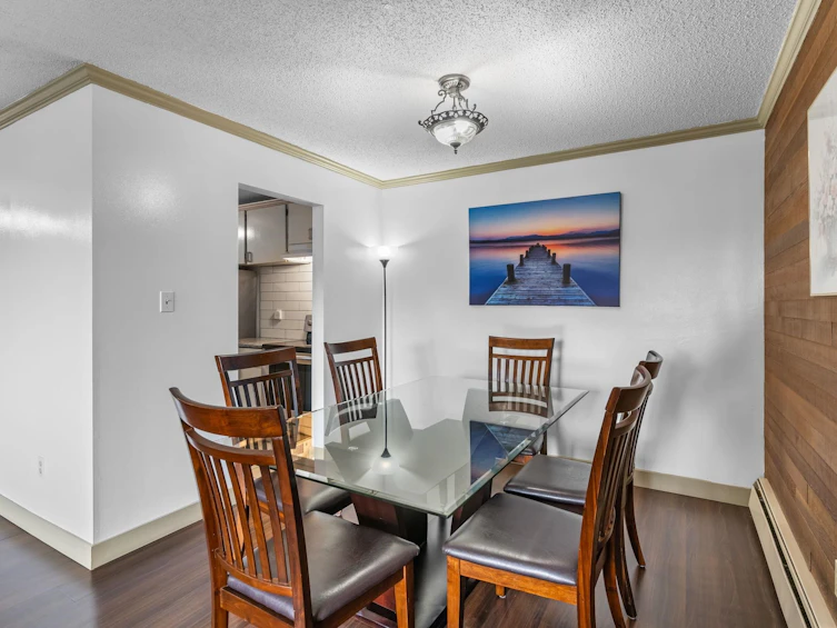 202-7473 140 Street, Surrey, BC, V3W 6G5 - 11