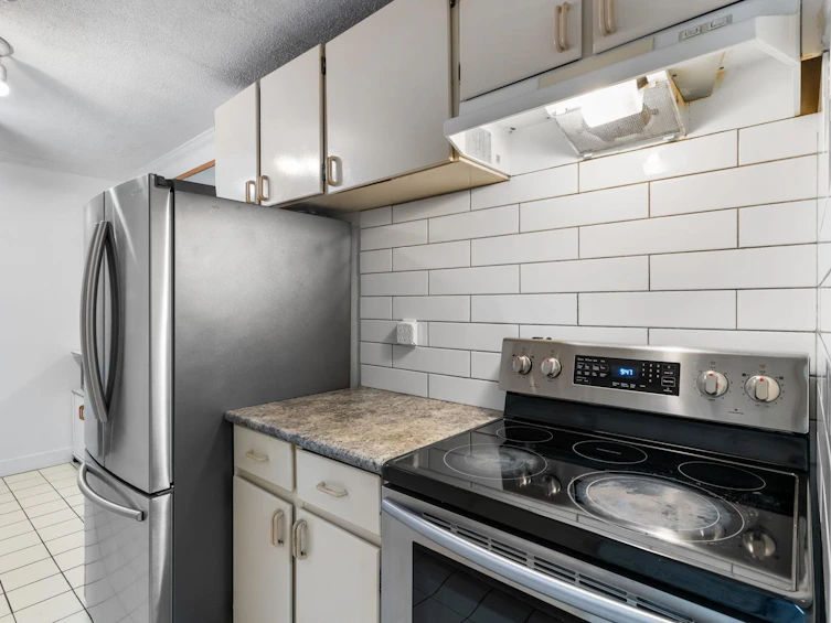202-7473 140 Street, Surrey, BC, V3W 6G5 - 14
