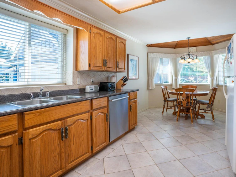 6630 London Lane, Delta, BC, V4K 4X1 - 7