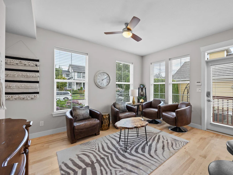 17272 3a Avenue, Surrey, BC, V3Z 9P7 - 19