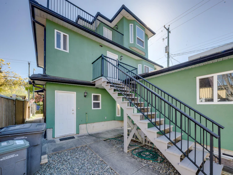 1843 E 22nd Avenue, Vancouver, BC, V5N 2P9 - 5