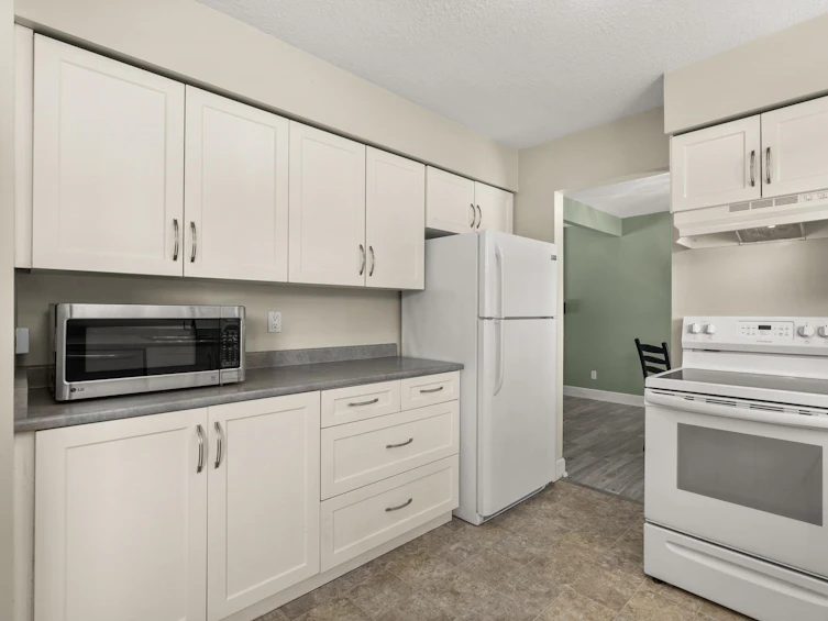 2440 Guilford Drive, Abbotsford, BC, V2S 5M2 - 9