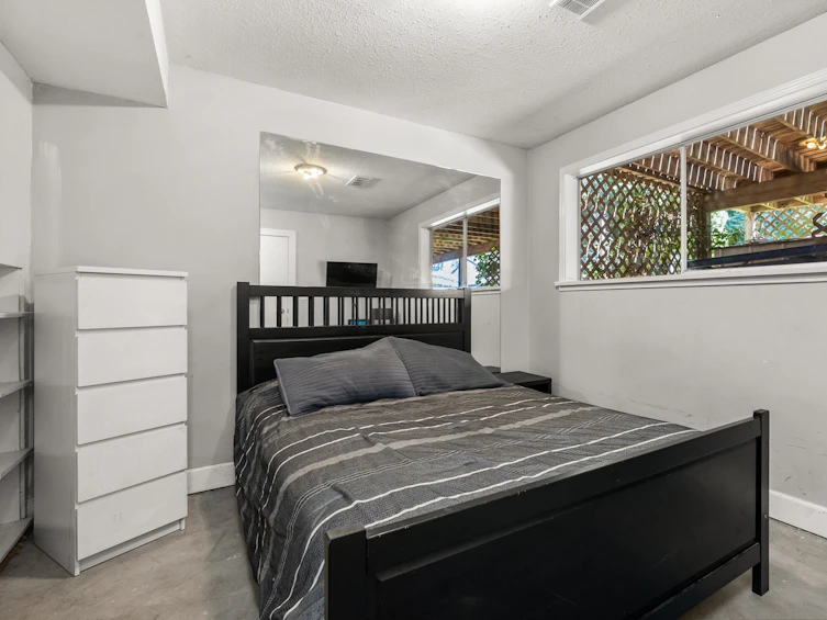 2440 Guilford Drive, Abbotsford, BC, V2S 5M2 - 27