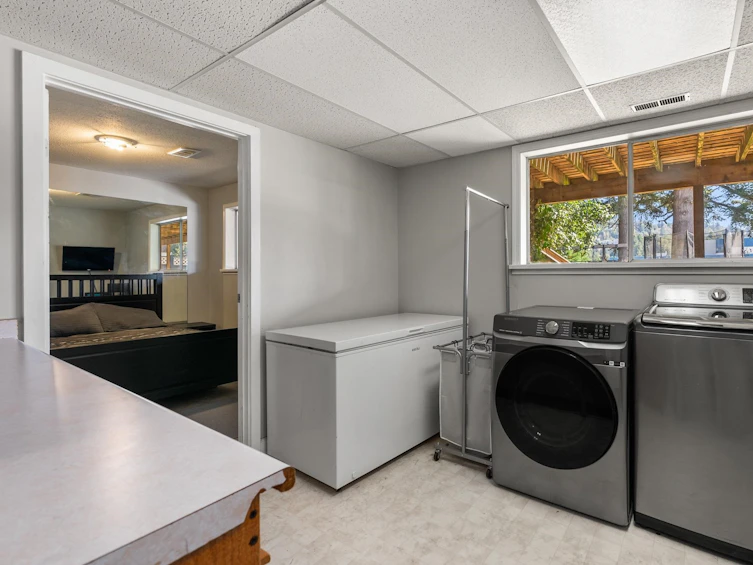 2440 Guilford Drive, Abbotsford, BC, V2S 5M2 - 28