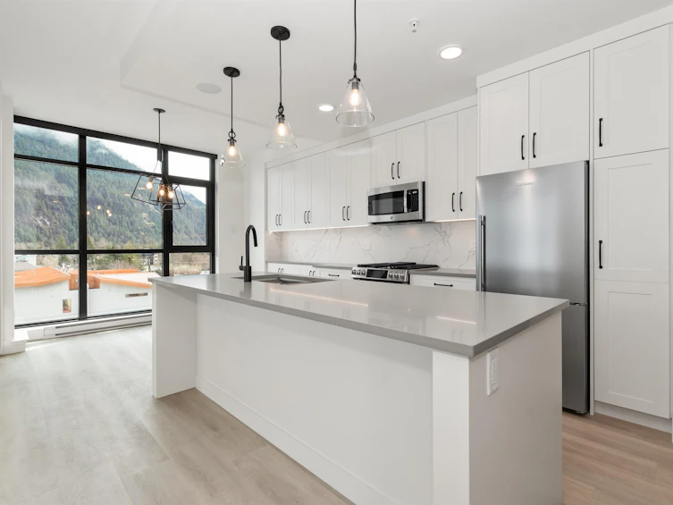 704-120 Esplanade Avenue, Harrison Hot Springs, BC, V0M 1K0 - 13