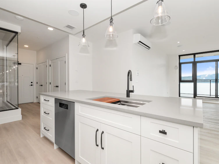 704-120 Esplanade Avenue, Harrison Hot Springs, BC, V0M 1K0 - 17