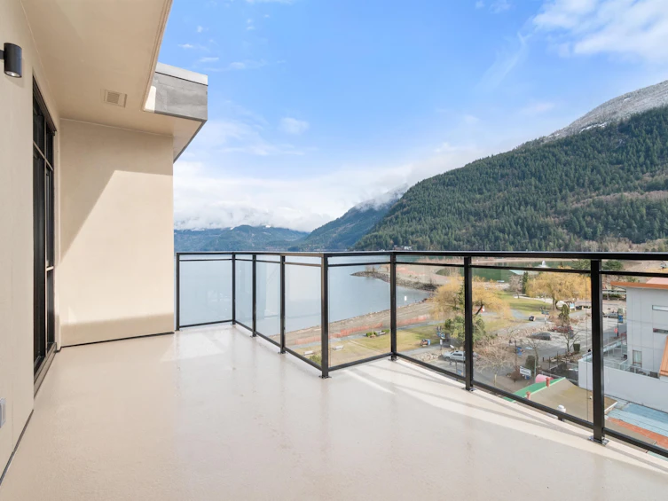 704-120 Esplanade Avenue, Harrison Hot Springs, BC, V0M 1K0 - 35