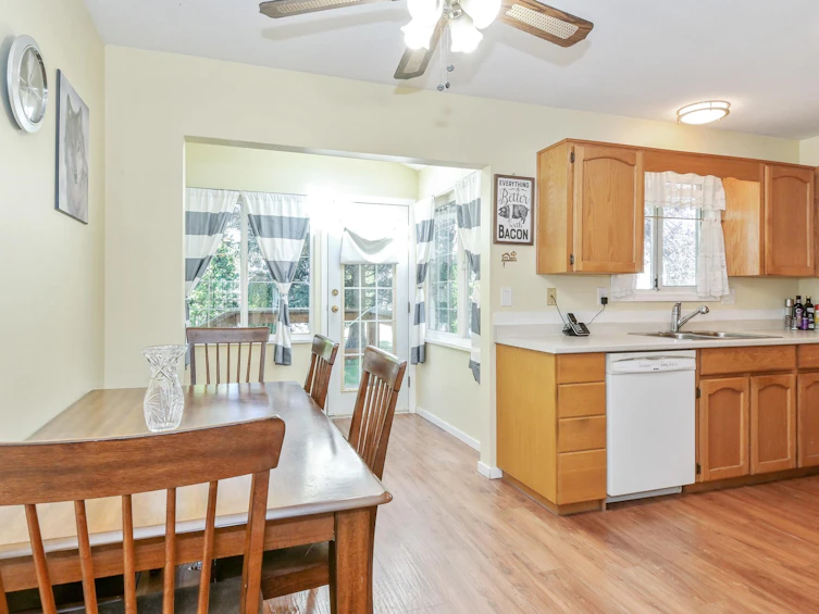 45787 Timothy Avenue, Chilliwack, BC, V2R 2S3 - 7