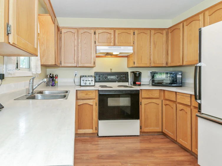 45787 Timothy Avenue, Chilliwack, BC, V2R 2S3 - 10