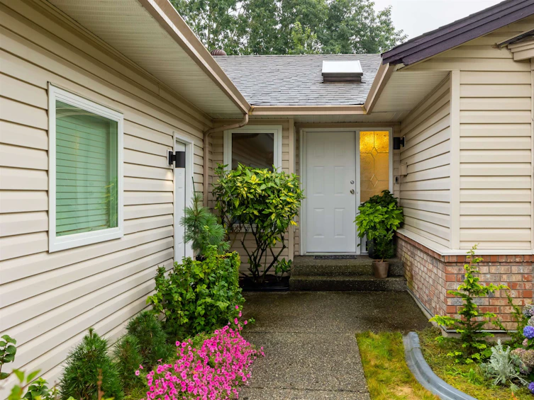 32928 Arbutus Avenue, Mission, BC, V2V 2R8 - 3