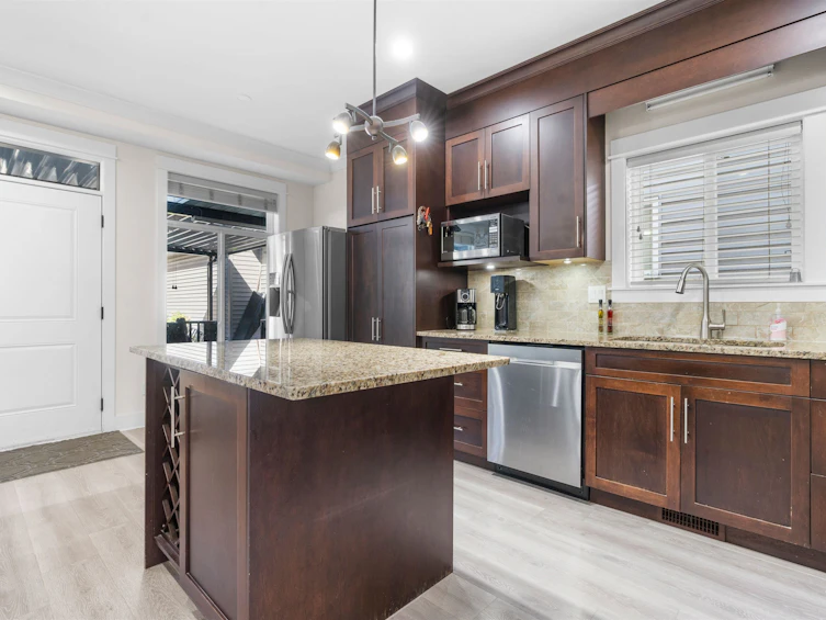 7057 148a Street, Surrey, BC, V3S 2X3 - 10