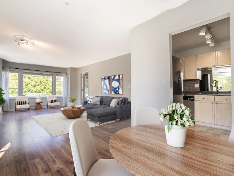 102 - 20350 54th Avenue, Langley BC V3A 8J4