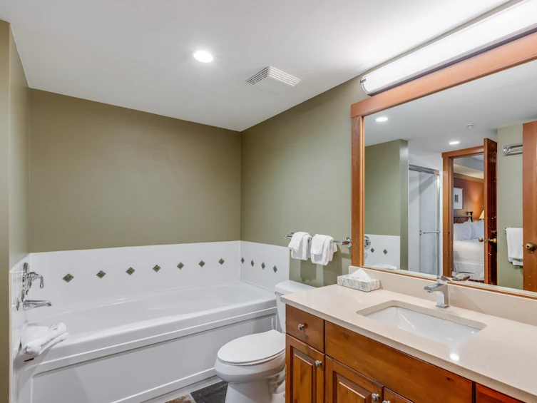202 G2-4653 Blackcomb Way, Whistler, BC, V8E 0Y9 - 13