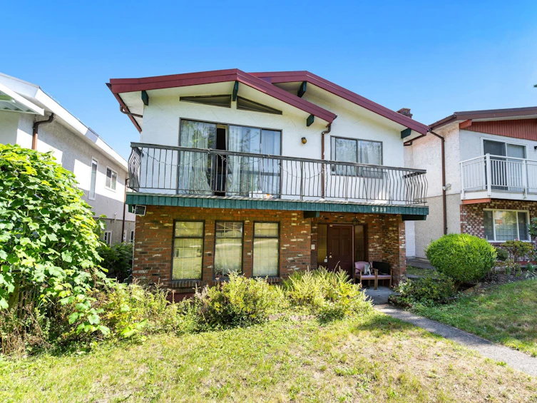 6238 Lanark Street, Vancouver, BC, V5P 2Y8 - 4
