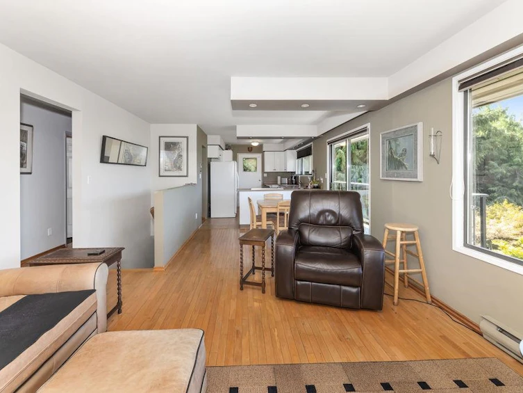 6950 Porpoise Drive, Sechelt, BC, V7Z 0C8 - 10