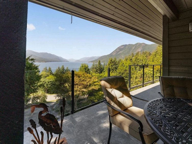 6950 Porpoise Drive, Sechelt, BC, V7Z 0C8 - 21