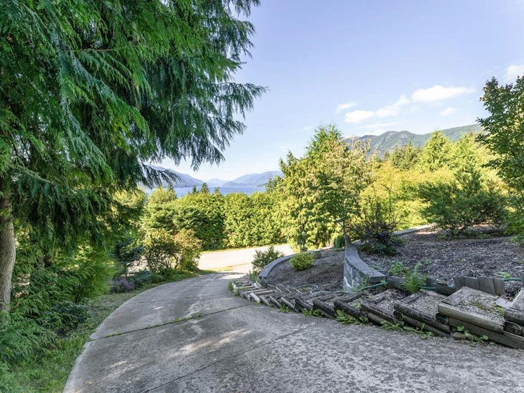 6950 Porpoise Drive, Sechelt, BC, V7Z 0C8 - 26
