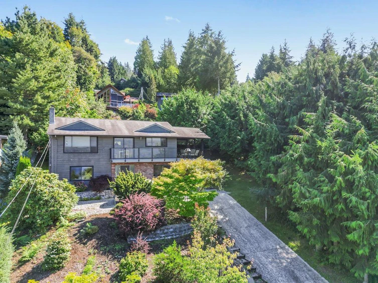 6950 Porpoise Drive, Sechelt, BC, V7Z 0C8 - 33